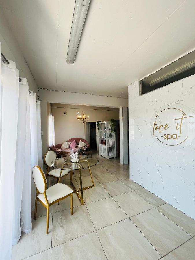 Conductor'S Inn Tsumeb Zewnętrze zdjęcie